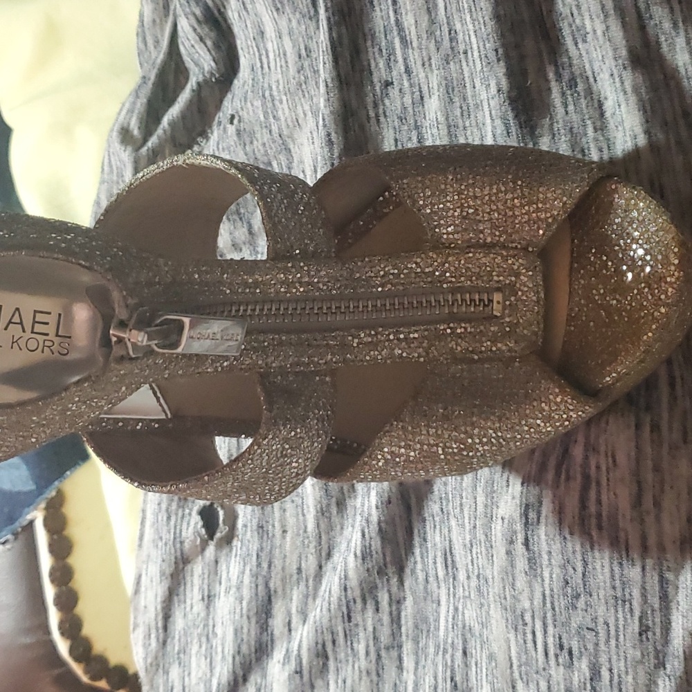 Michael kors high heels size 9 gold glitter - Picture 9 of 11